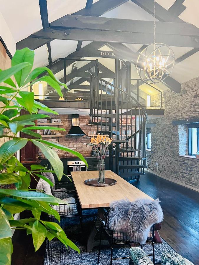 Loft 11 Stunning Luxury Nyc Loft Style Interior Designed 2Bd Apartment Excellent City Centre Location Mezzanine Cinema Room Designer Furniture Amazing Space Дъглас Екстериор снимка